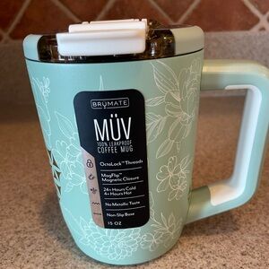 Brand New (w/ tags) Brumate LIMITED Edition Golden Bloom 15 oz MUV